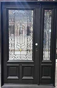 Single 200 Mahogany Door with Iron Classic Glass and Active Sidelight